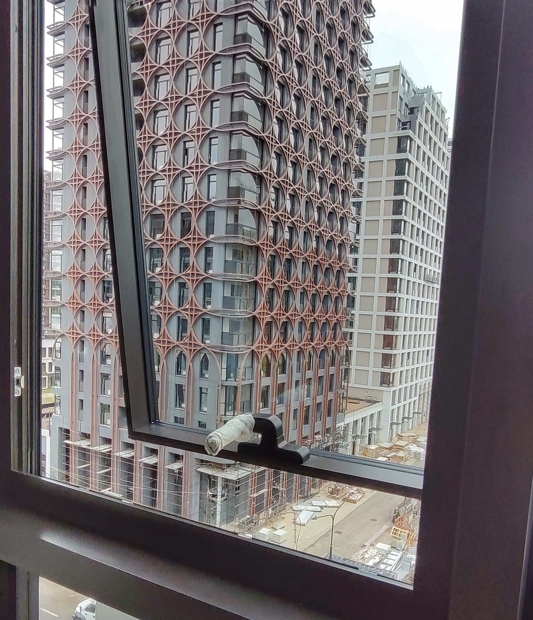 Остекление в ЖК "Остров" - улица Нижние Мнёвники Остекление в ЖК "Остров" - улица Нижние Мнёвники