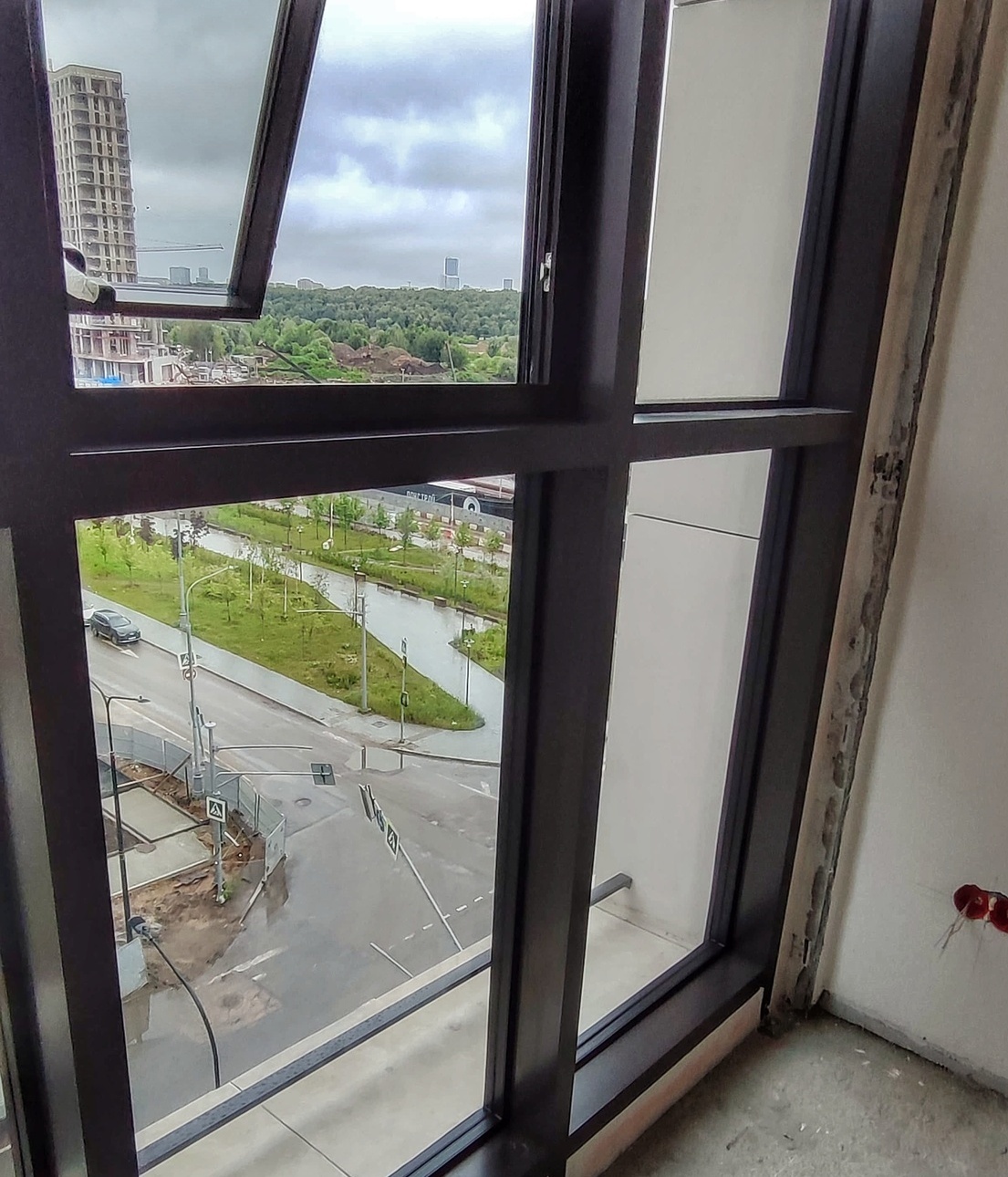 Остекление в ЖК "Остров" - улица Нижние Мнёвники Остекление в ЖК "Остров" - улица Нижние Мнёвники