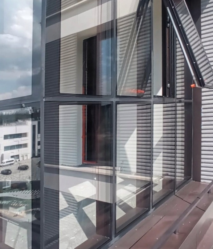 Остекление в ЖК "Остров" - улица Нижние Мнёвники Остекление в ЖК "Остров" - улица Нижние Мнёвники